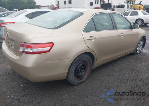 2011 Toyota Camry Le z USA, uszkodzony, nr VIN 4T1BF3EK3BU685203